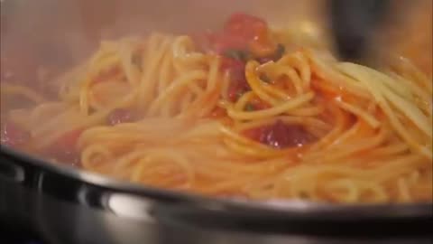 Spaghetti with Quick Pantry Sauce