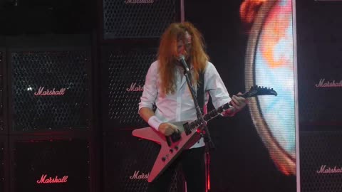 Dave Mustaine at Megadeth Show: THIS IS TYRANNY (at 7:34 +)