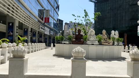 Peaceful Buddha Statues