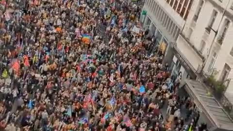 The people protest against Macron