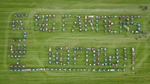 Dutch farmers say “HELP! NO FARMERS, NO FOOD!”