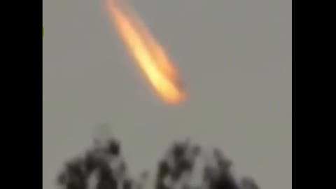 UFO or Secret Military Project or Meteor or Space Junk or SpaceX ??