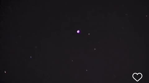 Triangle of Orbs filmed by Chris Bledsoe on Easter Sunday