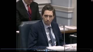 Simon Harris contorts his face & rolls his eyes during a pain relief bill May 2021