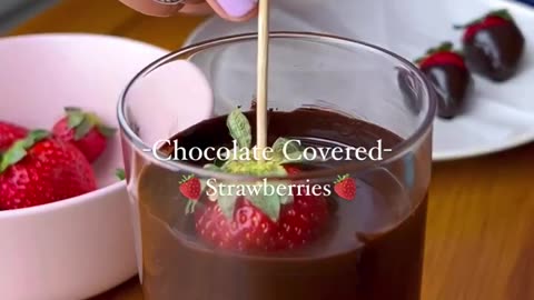 Easy to make chocolate covered strawberries