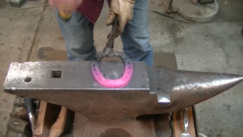 Farrier Practices: Forging, Brazing a Bar Shoe, Shaping and Clipping by Kirk Adkins MS CJF