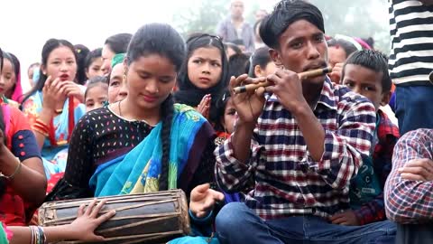 Nepali kalcher in nachurl Dance