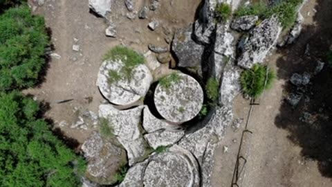 THE CAVE DI CUSA SICILY ANCIENT LOST TECHNOLOGY OF LIMESTONE CUTTING