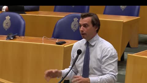 Thierry Baudet legt perfect uit waarom men zich niet moet laten injecteren met een mRNA injectie