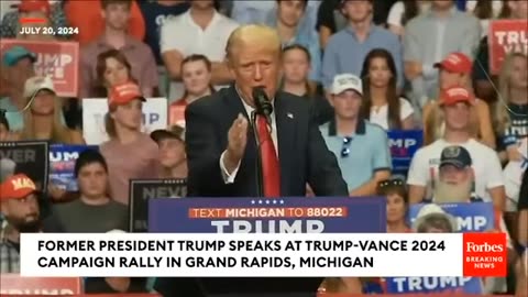 WATCH: Trump Conducts Live Poll With Audience: 'Who Would You Most Like To Run Against?'