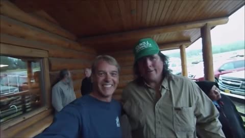 Keith of Alaska Motorhome meets finding bigfoot