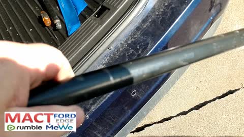 Replacing worn rear hatch struts on a Ford Edge
