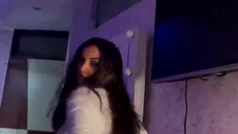 Hot dance.dance girl . sexy body 👅. Queen of hotness 🔥🔥💯