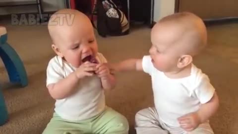 Funniest_TWIN_Baby_Girls_Fighting_Over_Pacifier