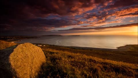 Breathtaking Time Lapse Video Of a Sunset by the Sea - Look at those Colors!