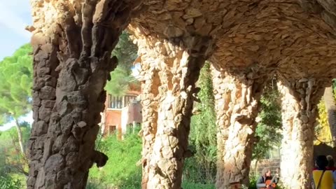 Barelona A walk through the arches🤩