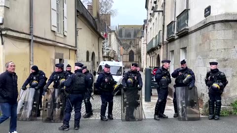 French farmers block roads, dump produce near Paris _ REUTERS