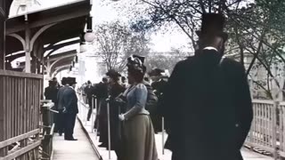A Moving Sidewalk in Paris, 1900 in Color
