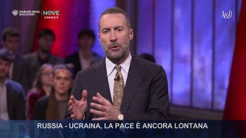 Gad Lerner in tv sulla posizione della Francia del presidente Emmanuel Jean-Michel Macron presidente della Francia da 7 anni dal 14 maggio 2017 sulla guerra in Ucraina TUTTI I POLITICI SONO GLI SCHIAVI DEI BANCHIERI