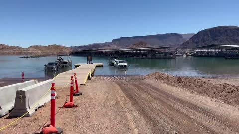 LAKE MEAD IS DRYING UP FAST!!!