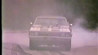 Chicago Street Racing 68 Chevelle SS V Road Runner Chicago Police Show Up