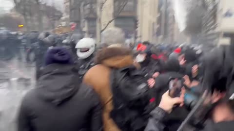 French Police crashes anti-vaccine passport demonstration in Paris with tear gas