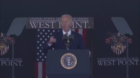 President Biden instructs audience to clap after no one reacted to his West Point speech