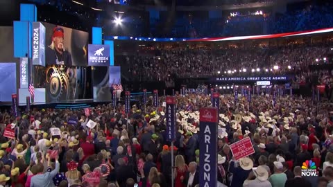 WATCH: Hulk Hogan rips off shirt at Republican National Convention