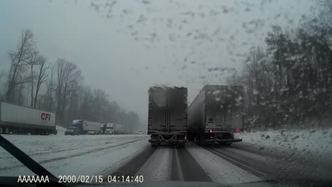 Multiple Car Pileup on I-40 in Tennessee
