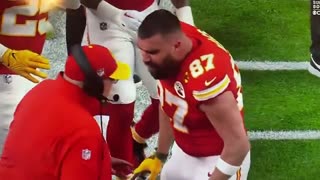 Travis Kelce Attacks Andy Reid During Game