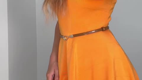 Styling a bright orange dress #heels #ootdfashion #orangedress #styling le