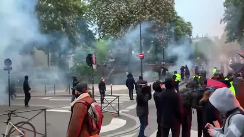 France: Protests break out after Macron wins reelection. Yellow Vests in front lines.