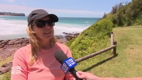 Fisherman dies after being swept off rocks on Sydney's northern beaches | 9 News Australia