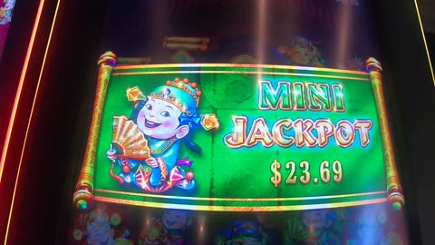 Tree Of Wealth Slot Machine Play With Bonuses Free Games Jackpots!