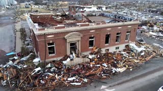 Tornadoes rip through Kentucky, five other states