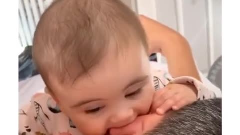 cute baby bite daddy ear.mp4