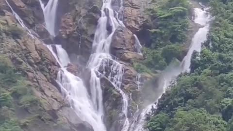 Dudhsagar Waterfall 🌊 l