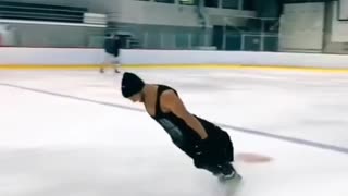 Balance is 🔥 (figure_skating