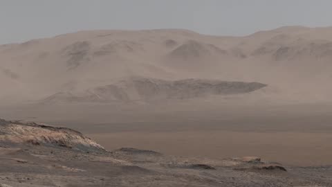 Curiosity Mars Rover Snaps 1.8 Billion-Pixel Panorama (narrated video)(