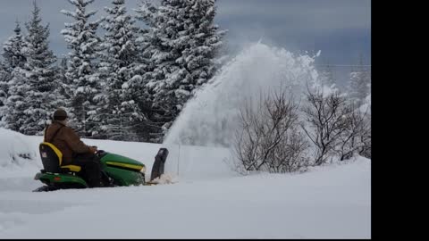 John Deere X384 with snowblower 2021