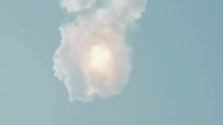 Moment Elon Musk's Starship Exploded During Test Flight