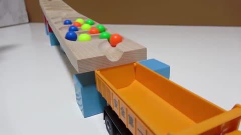 Marble Run Race ☆ HABA Slope, Dump Truck & Garbage Truck # 3