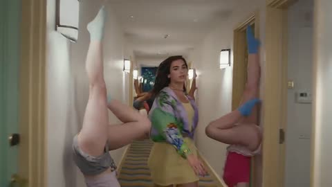 Dua lipa ! New rules ( official music video)