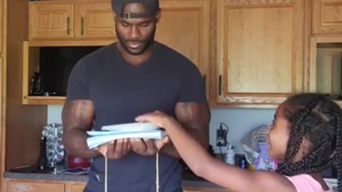 Adorable little girl pulls clever prank on daddy. Dad can't .