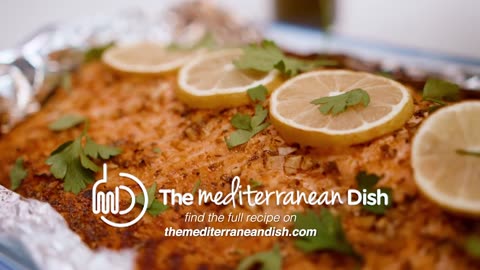 Lemon Garlic Salmon with Mediterranean Flavors