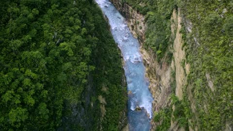 A wonderful river between the mountains