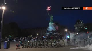 ⚡The far-left is rioting & attacking police in France despite winning the elections.