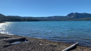 Central Oregon – Paulina Lake “Grand Loop” – Scenic Shoreline – 4K