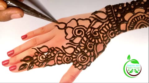 Very Beautiful New Henna Mehndi Design