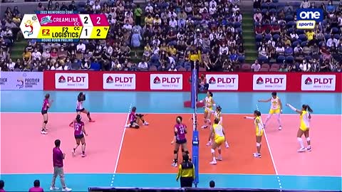 Lindsay Stalzer comes out firing in 3rd set | 2022 PVL Reinforced Conference